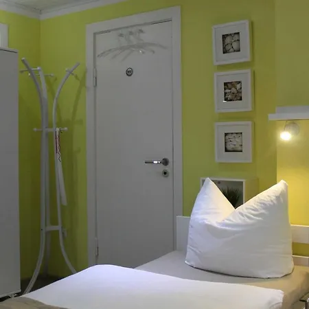 Xxs - Fuer 2 Gaeste Mit Terrasse Und Strandkorb *